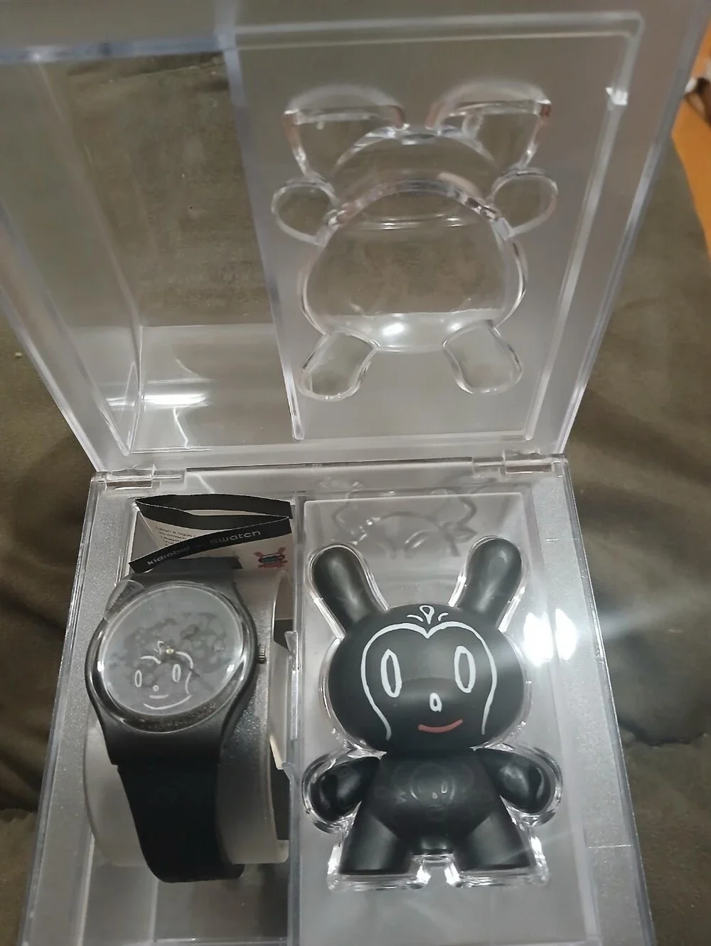 Swatch Kidrobot MIDNIGHT MAGI Limited Edition GB249 (Never Worn - BRAND NEW)